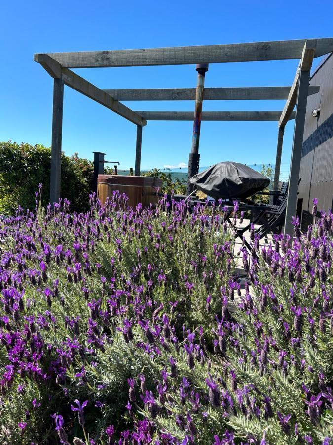 Appartamento The Shed With A View Mahana Esterno foto