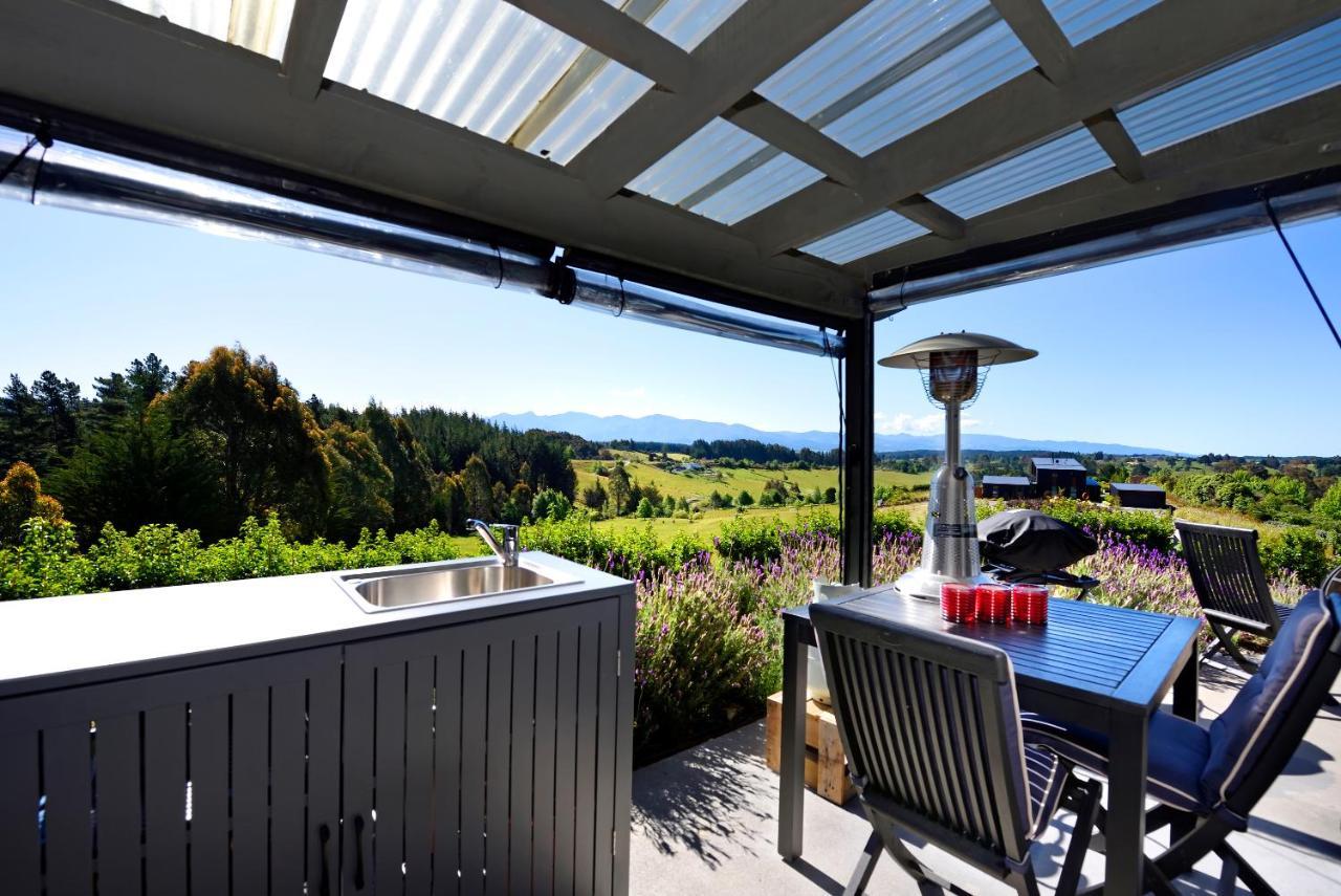 Appartamento The Shed With A View Mahana Esterno foto